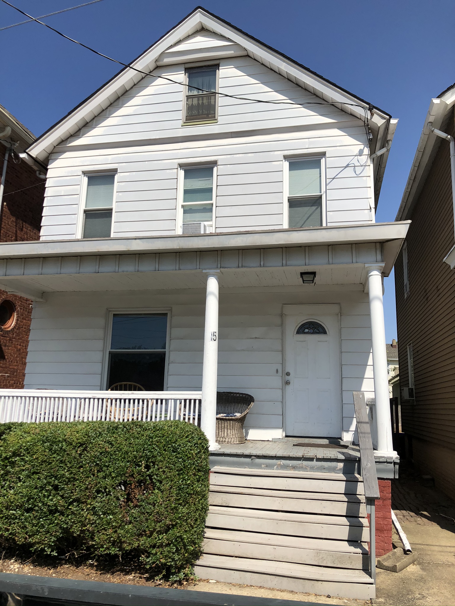 15 Delafield St