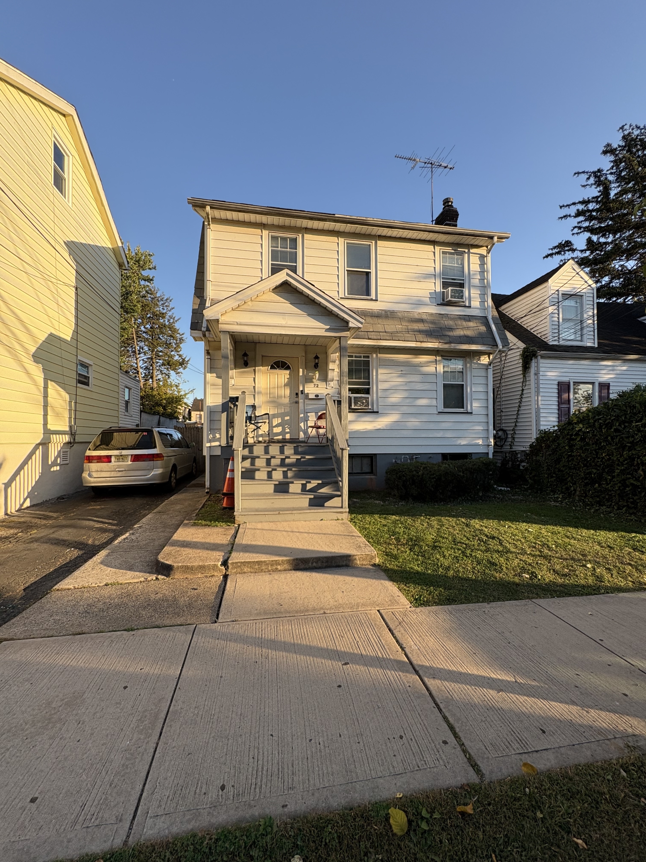 72 Huntington Street